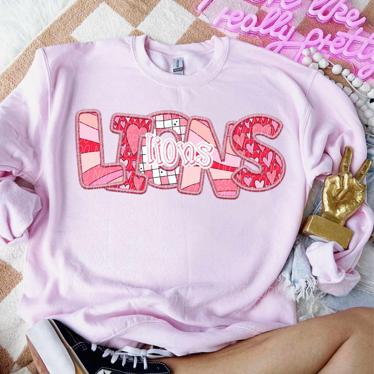 Lions pink groovy (CITY) 79679 DTF transfer