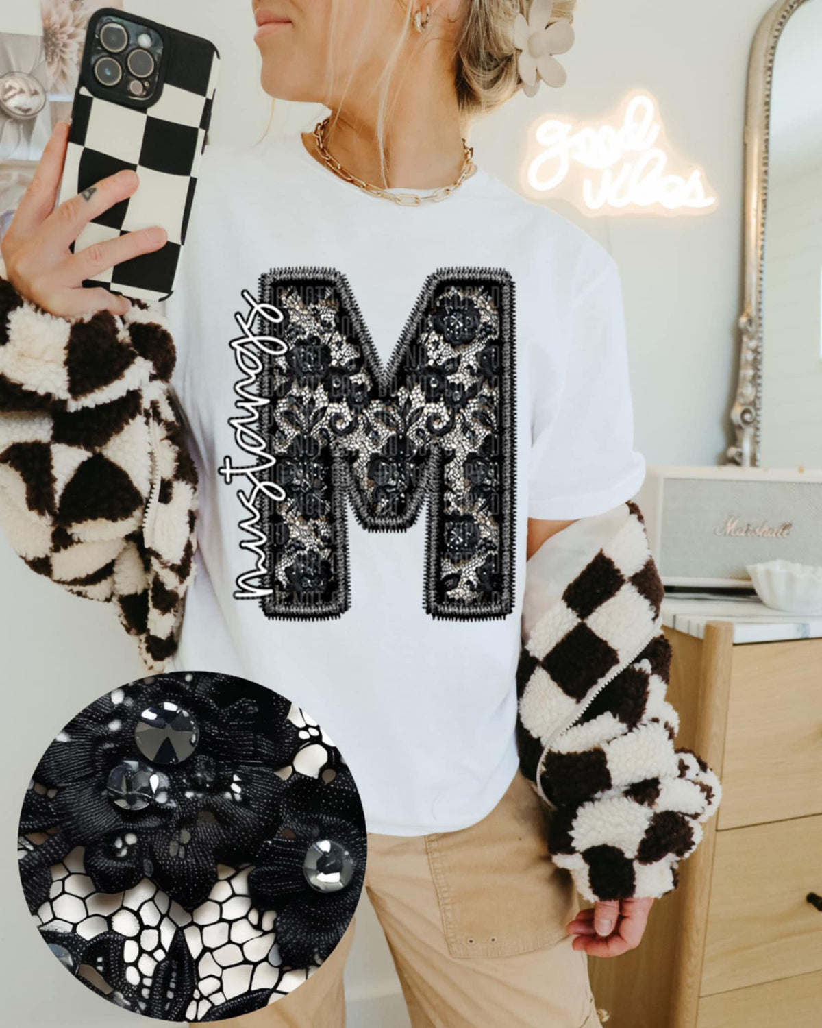 M mustangs lace letter (Caplinger) 90103 DTF transfer