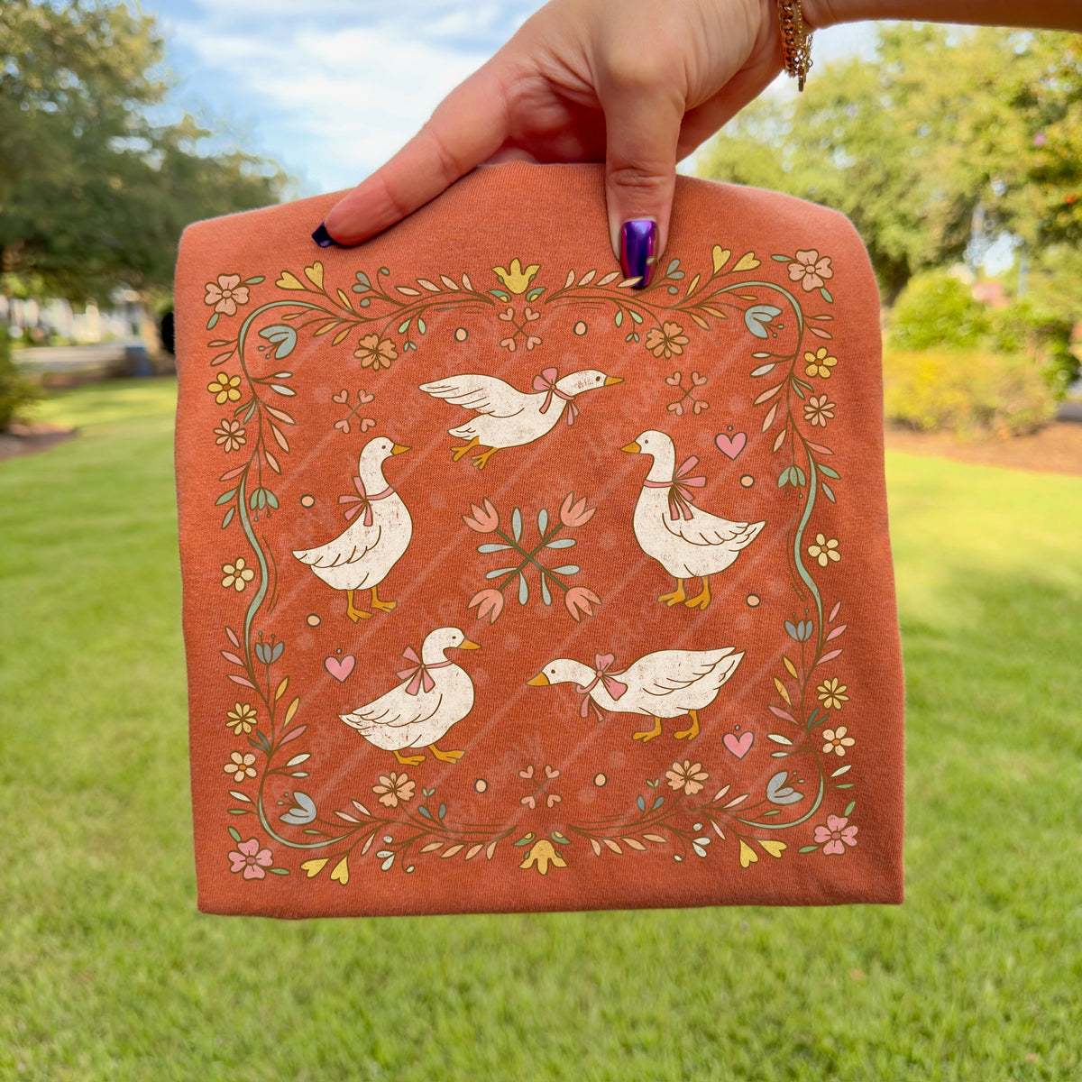 Floral frame with 5 geese DTF Transfer