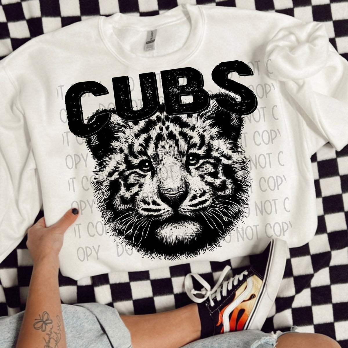 Cubs tiger black/white outline DTF transfer