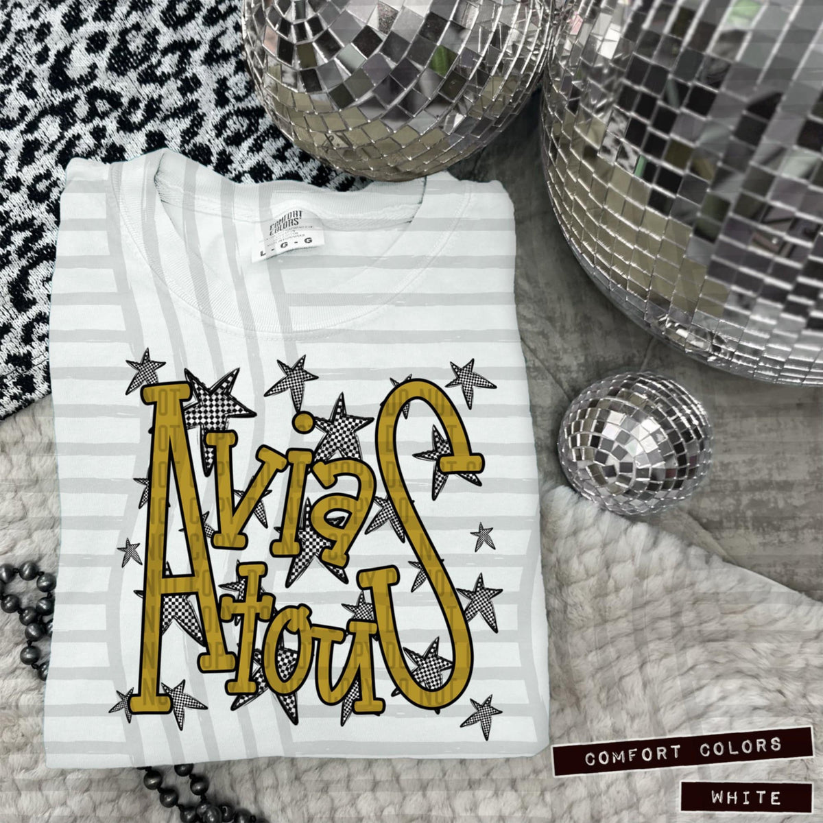 Gold Staggered Mascots (Caplinger)