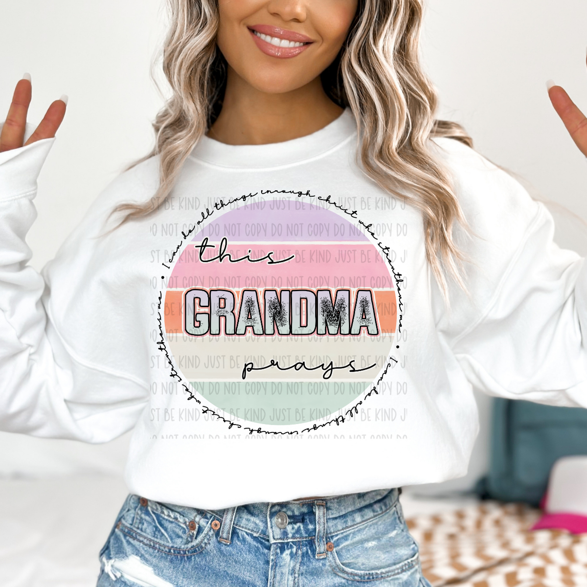 This Grandma Prays (Kayndi) 72995 DTF Transfer
