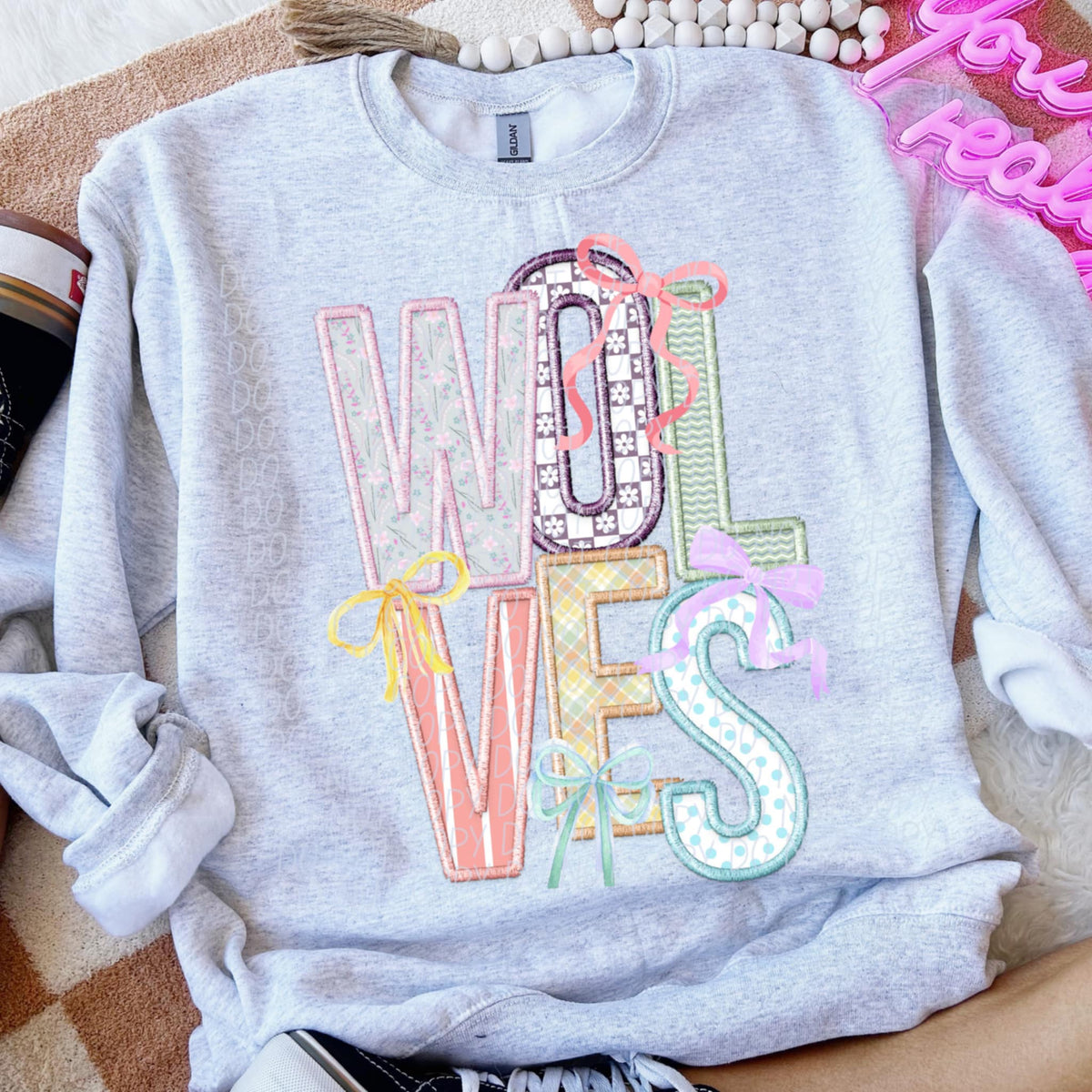 Wolves Spring Bow Mascots (CITY) 97134 DTF transfer