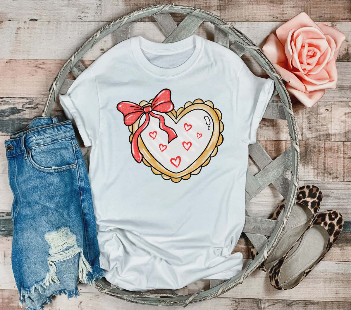 Heart frame red bow (Linda) DTF transfer