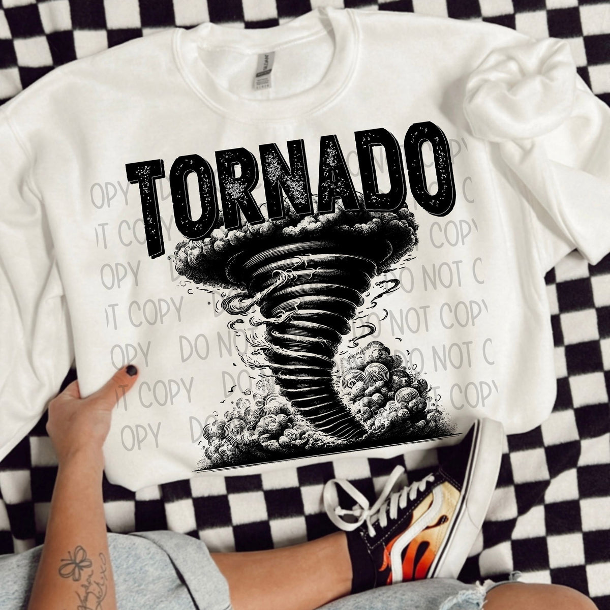 Tornado black/white outline DTF transfer