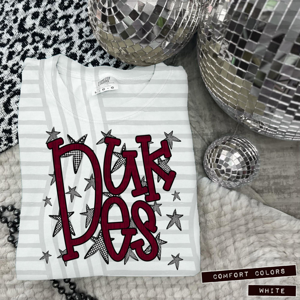 Maroon Staggered Mascots (Caplinger)