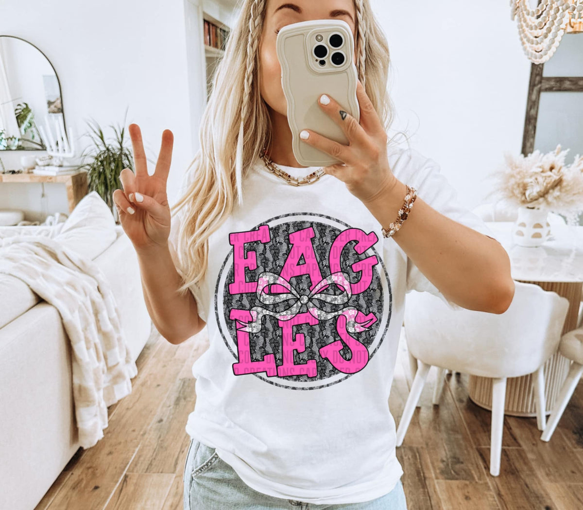 Eagles pink font circle (Caplinger) 87602 DTF transfer