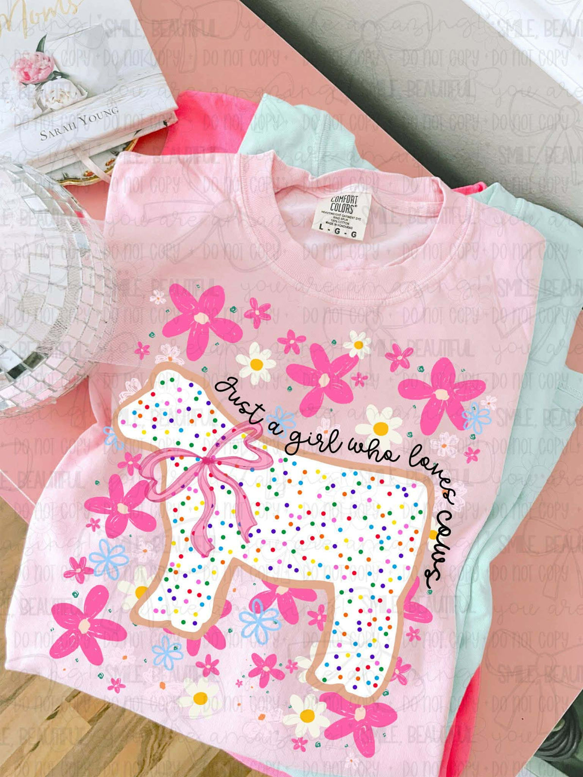 Just a girl who loves cows (cow cookie) cursive (MZ) DTF Transfer
