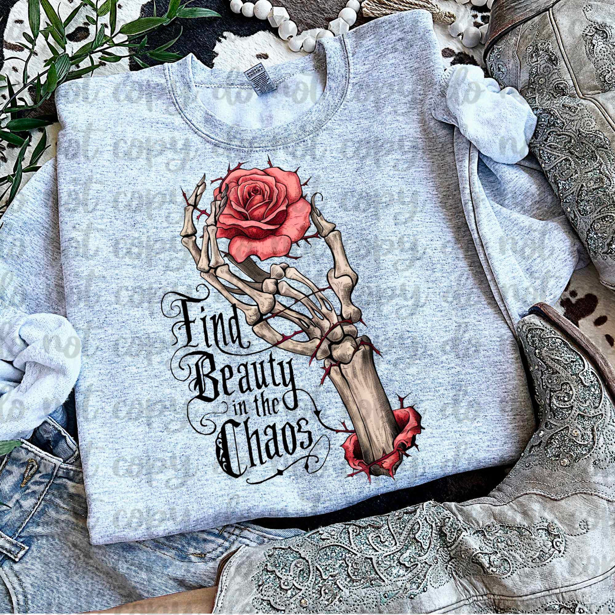 Find beauty in the chaos (vintage) 60735 DTF transfer