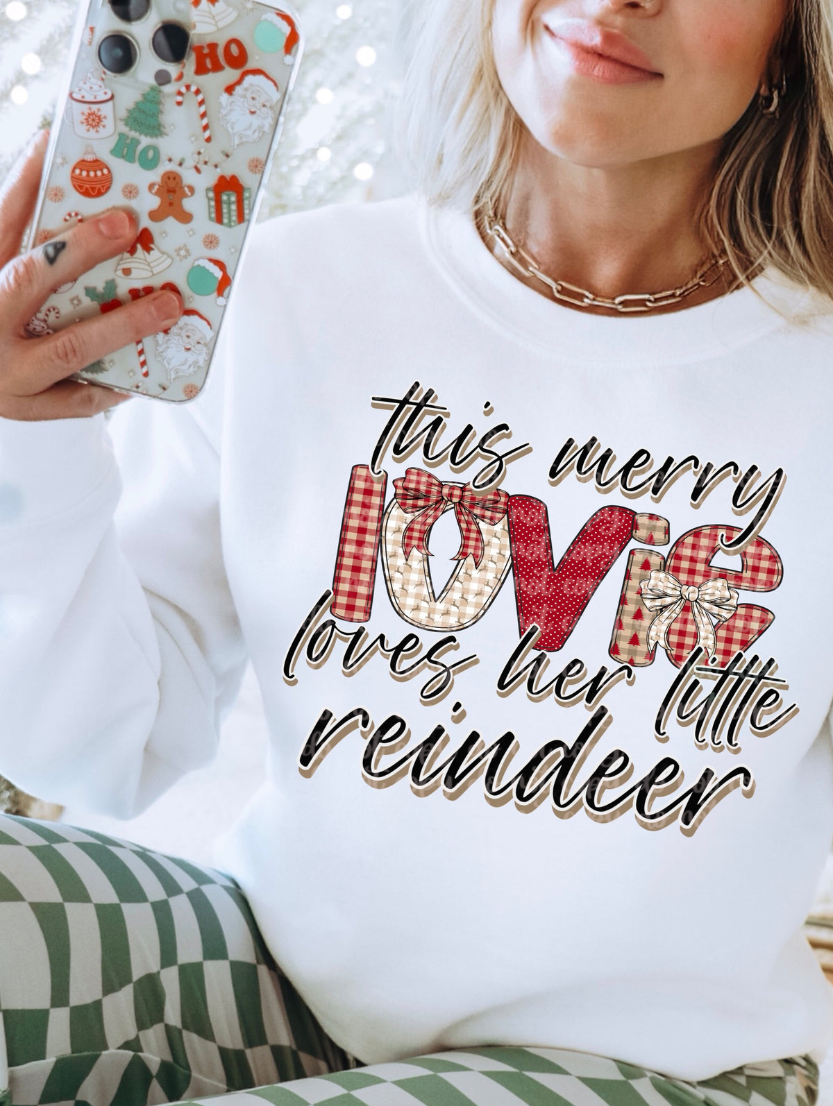 Lovie loves her reindeers (DDD) DTF transfer