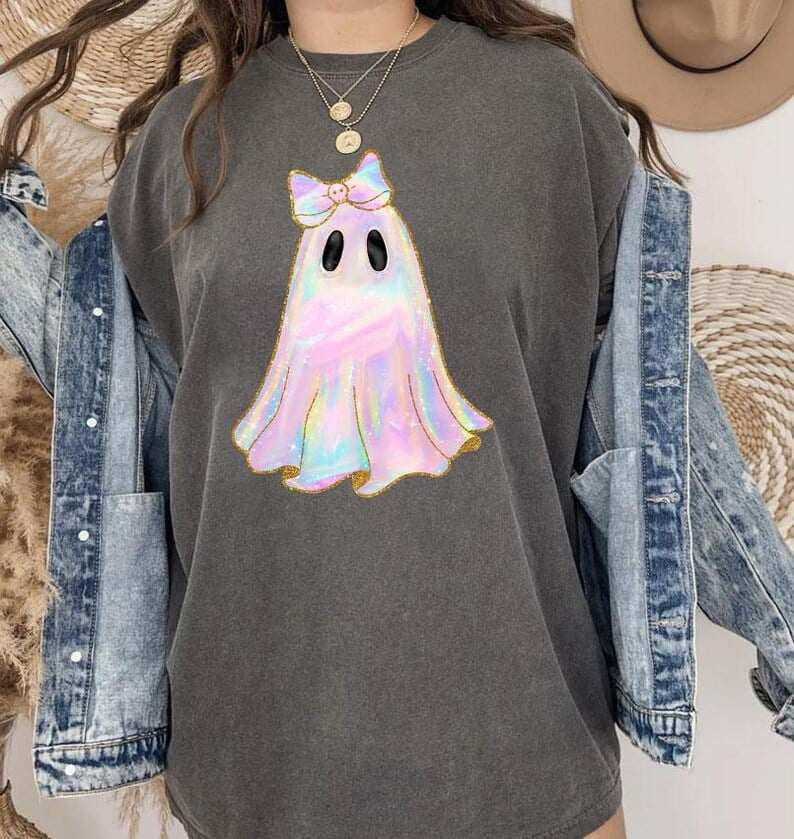 Iridescent ghost with bow 64950 DTF transfer