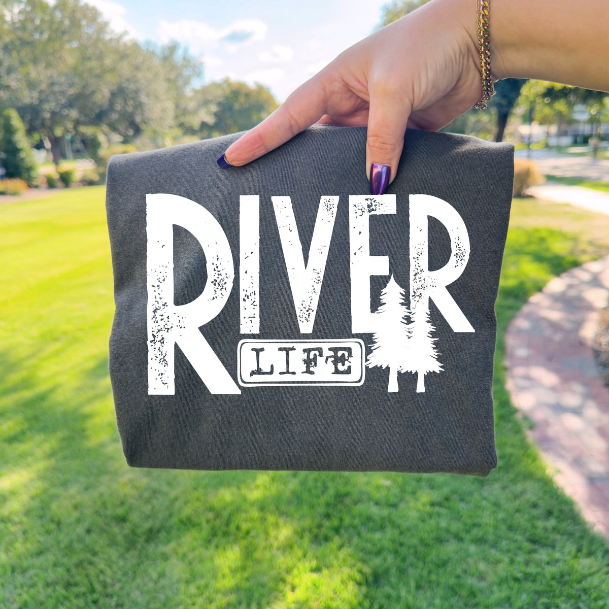 River life single color white (CSC) DTF Transfer