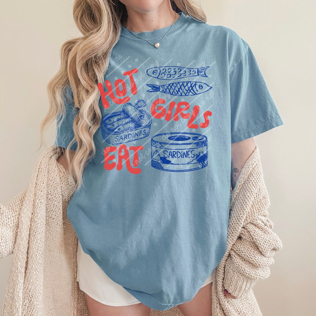 Hot girls eat sardines (scarlow) DTF transfer