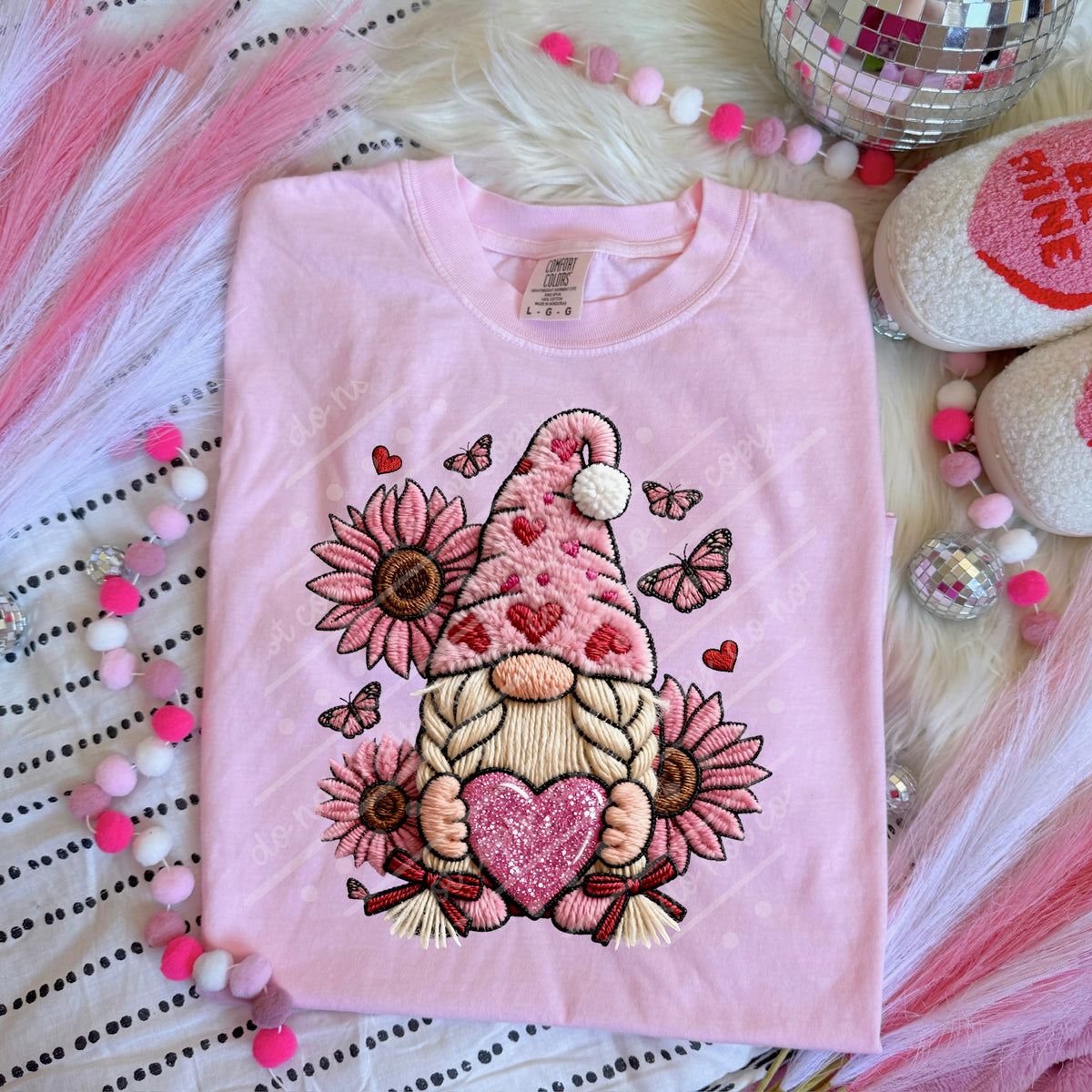 Faux Yarn valentine gnome DTF transfer