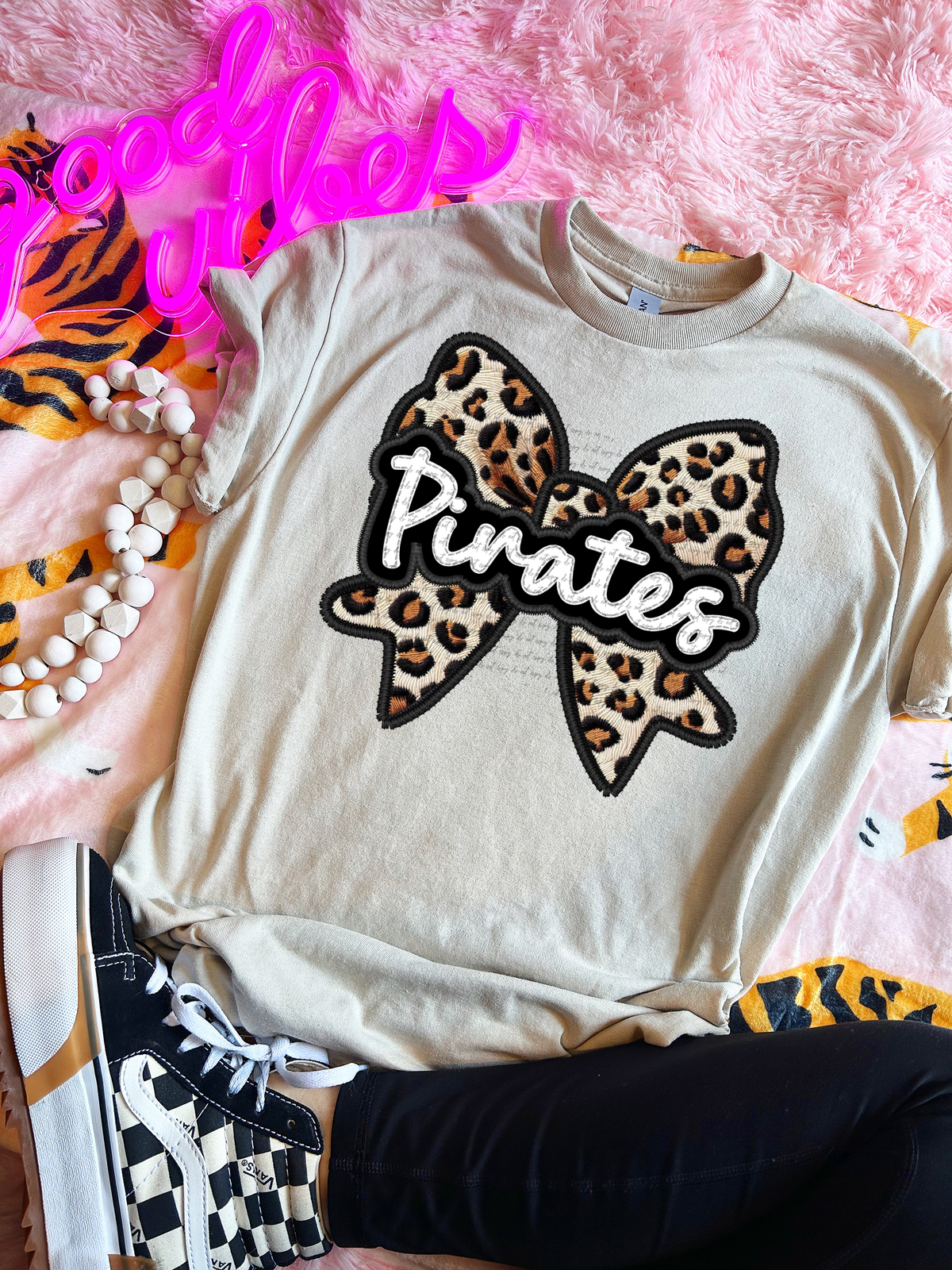 Pirates Faux Embroidery Bow 30506 DTF transfer