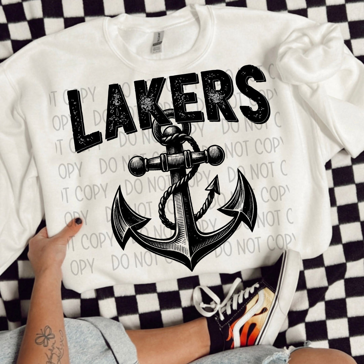 Lakers black/white outline DTF transfer