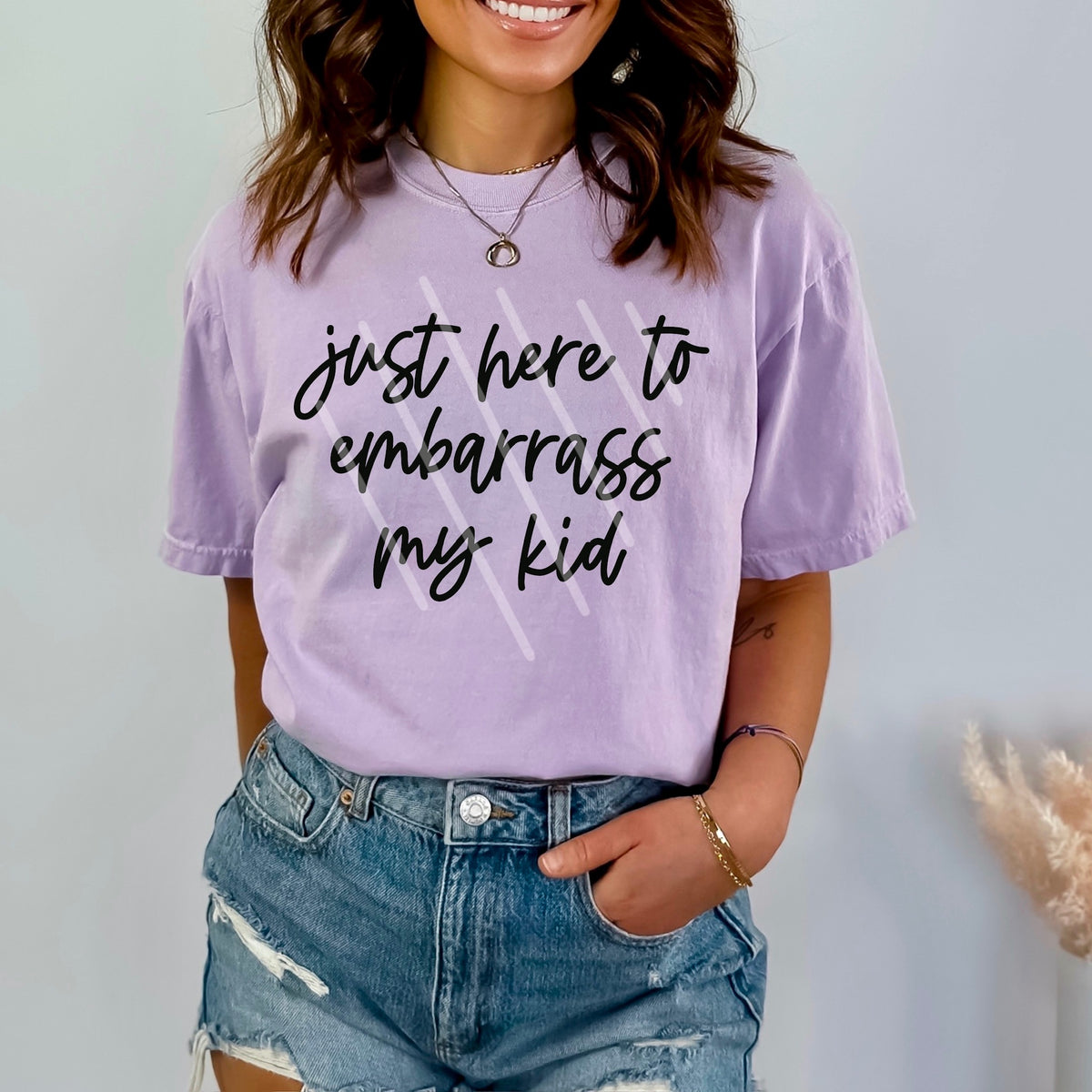 Just Here To Embarass my kids BLACK scarlow 110352 DTF transfer