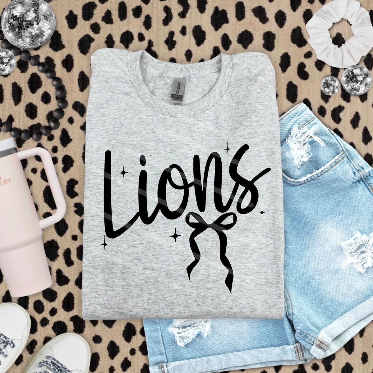 Lions Mascot with Black Bow scarlow 110216 DTF transfer