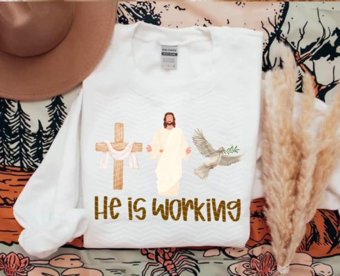 He is working 85157 DTF transfer
