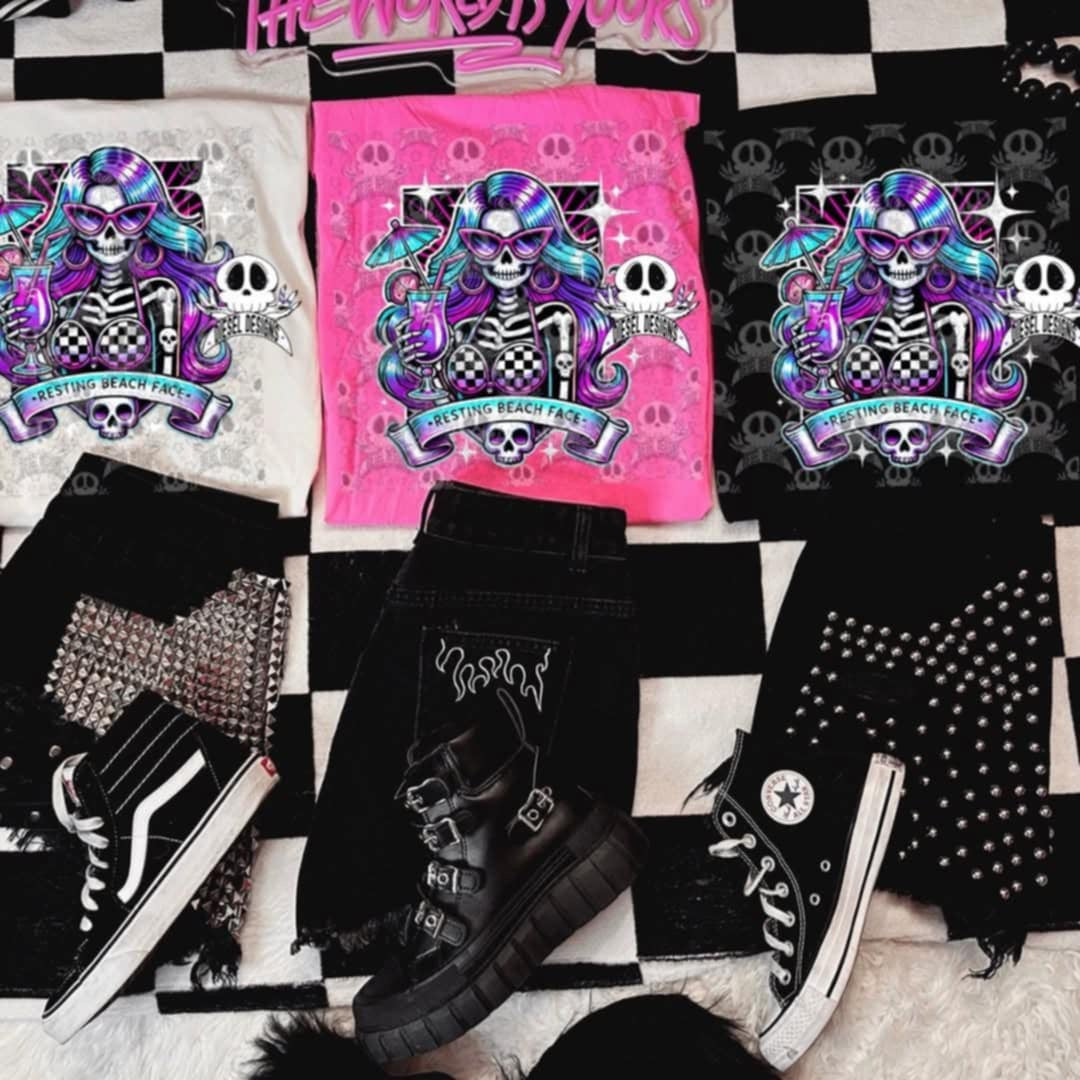 Resting beach face 106002 DTF transfer