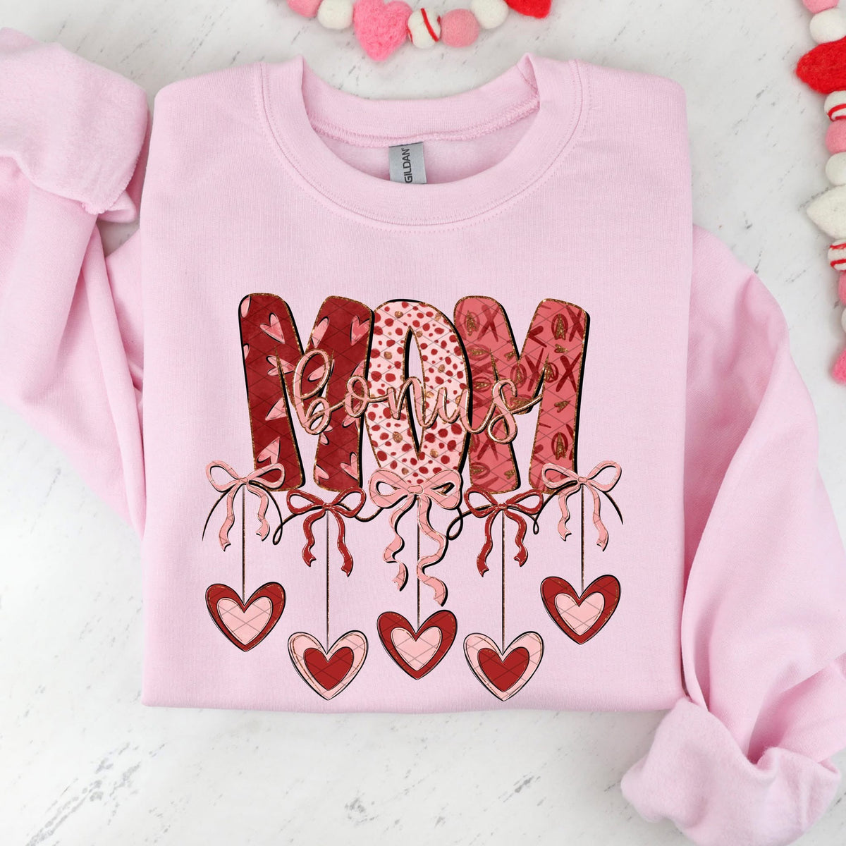 Bonus Mom hearts and bows (SDD) DTF transfer