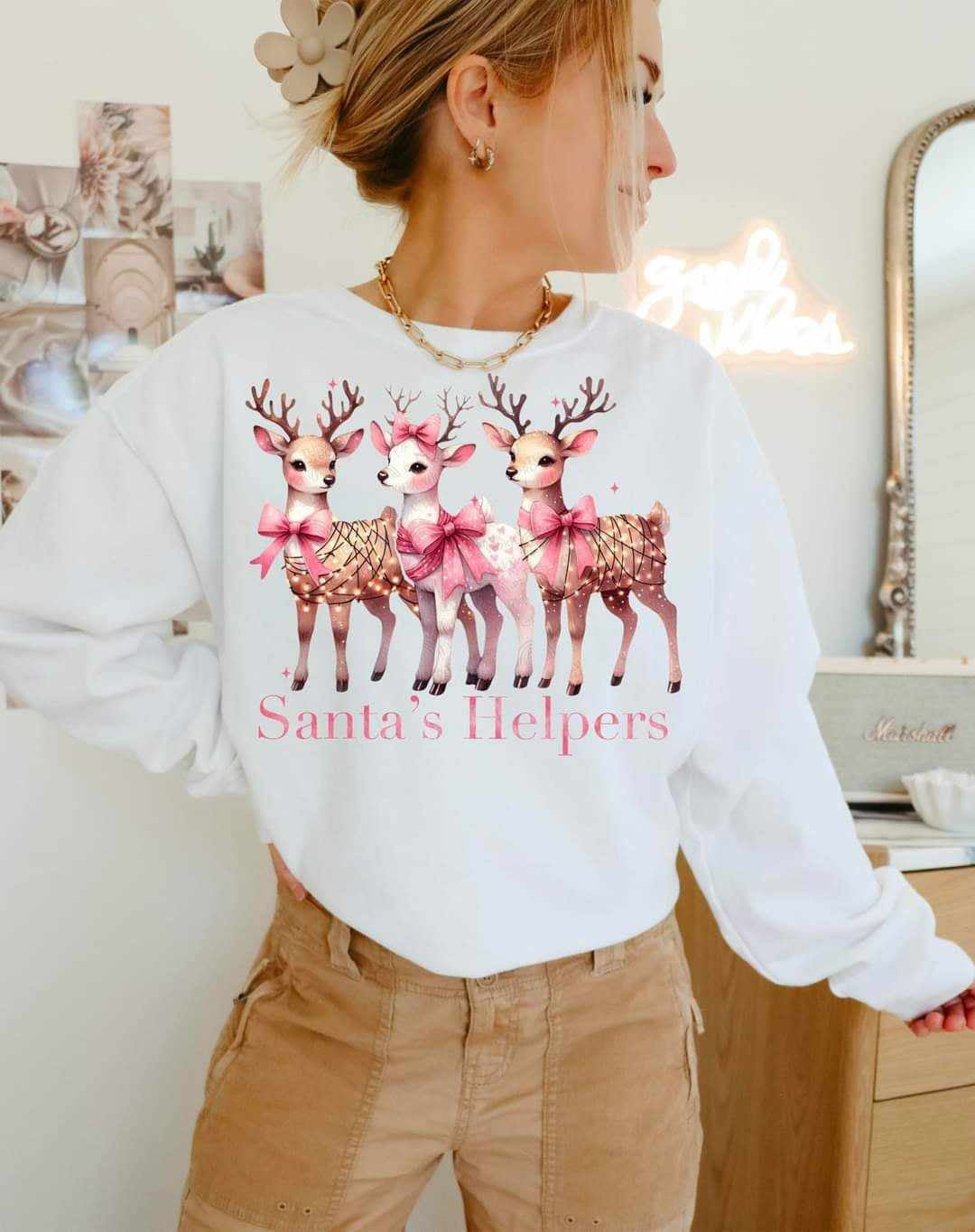 Santa’s helpers pink reindeer (DDD) 65023 DTF transfer