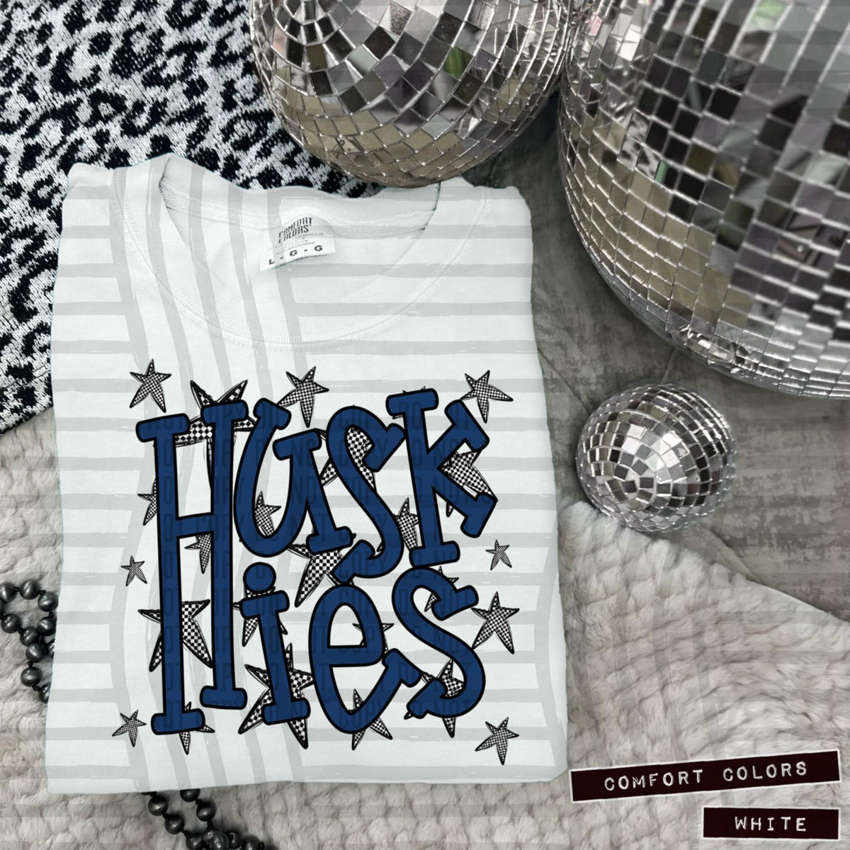 Navy Staggered Mascots (Caplinger)