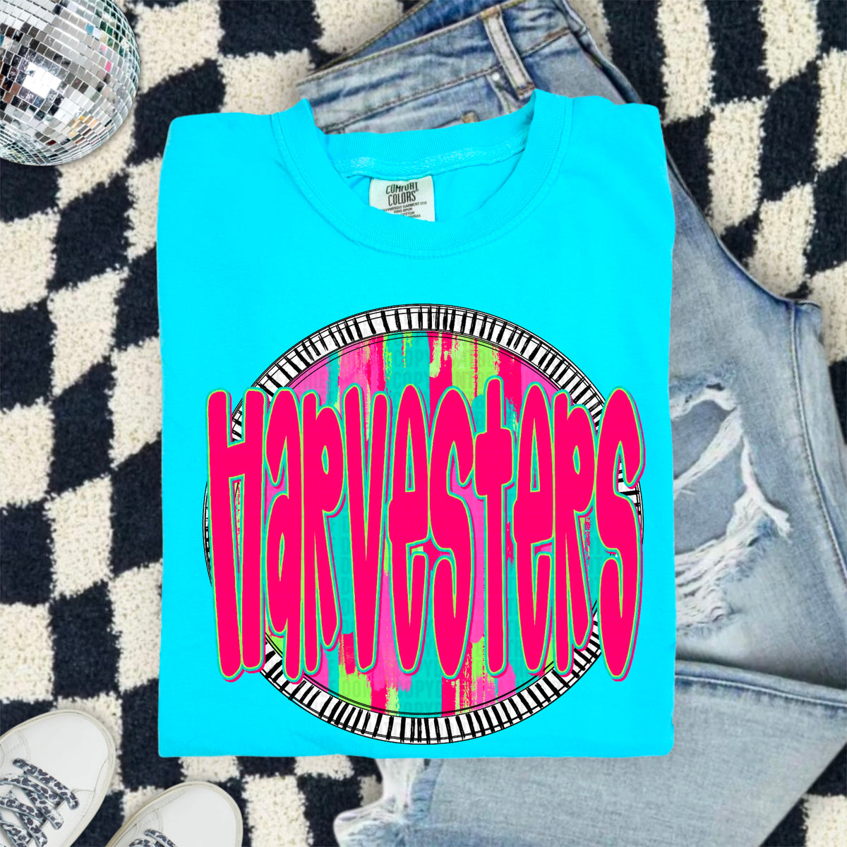 Harvesters pink font circle 103907 DTF transfer