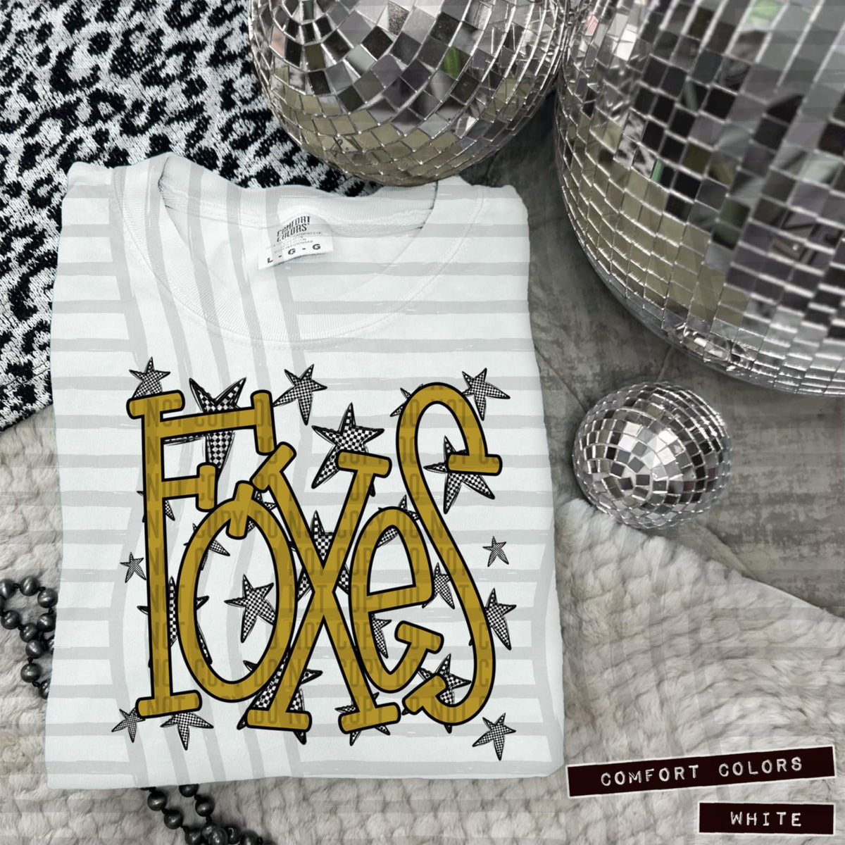 Gold Staggered Mascots (Caplinger)