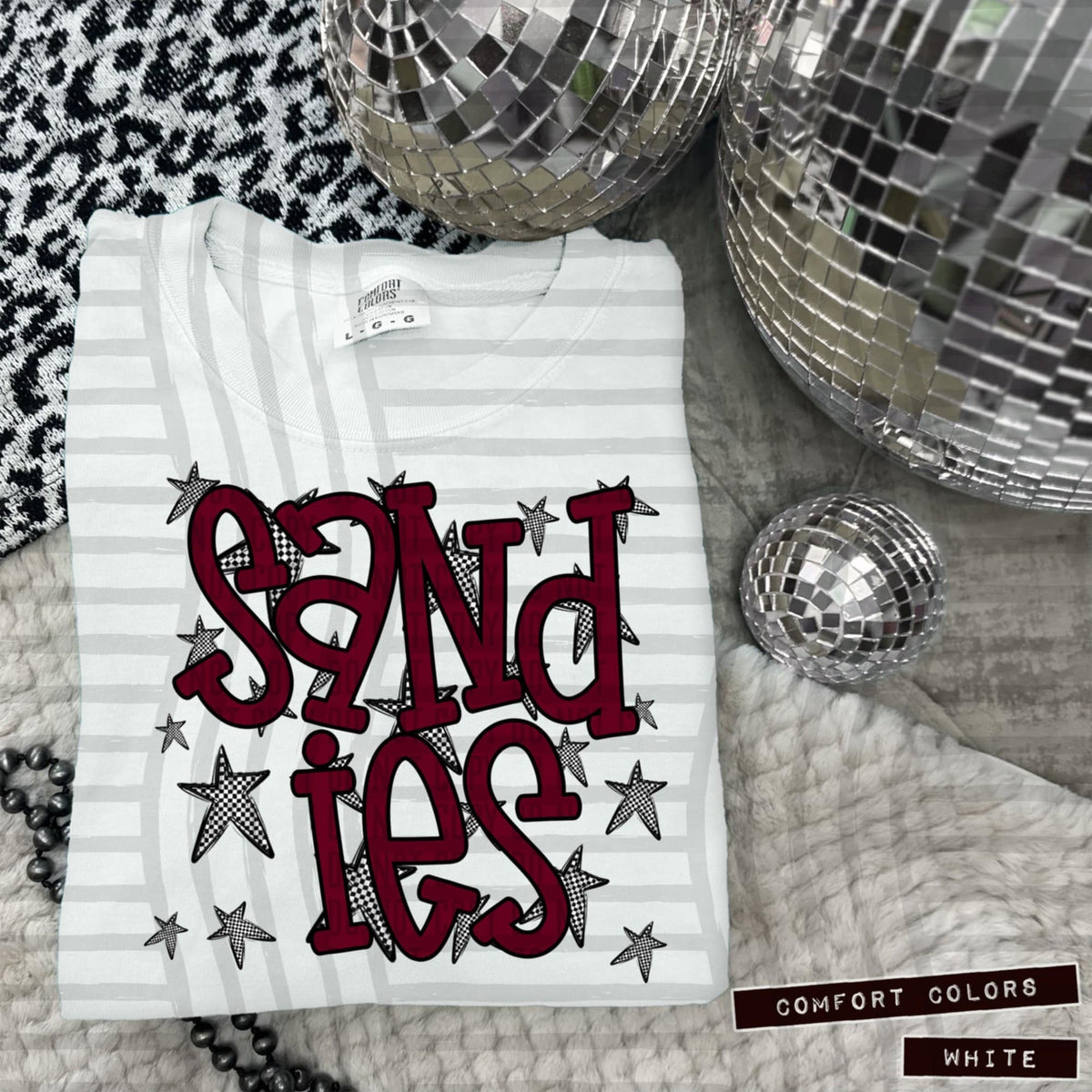 Maroon Staggered Mascots (Caplinger)