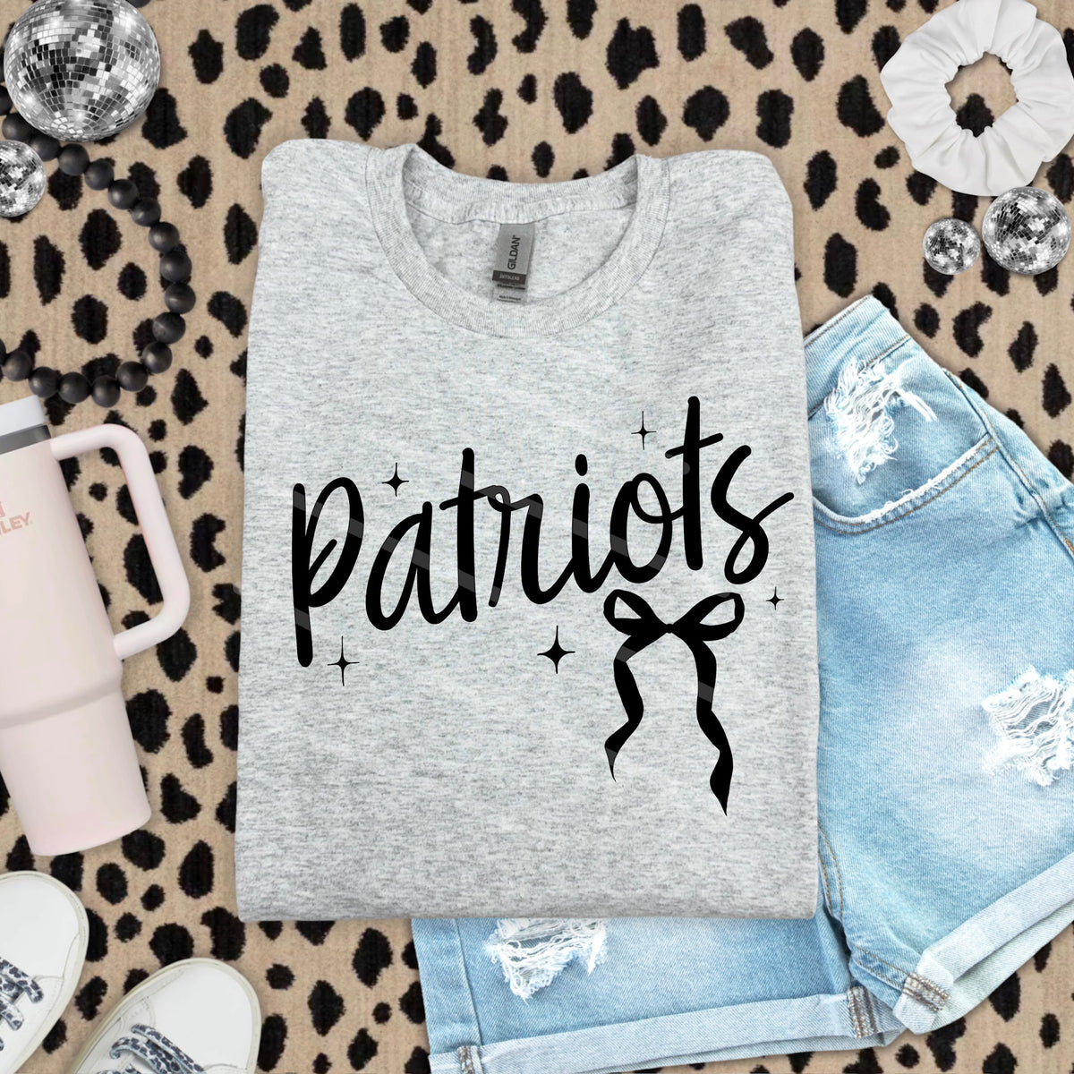 Patriots Mascot with Black Bow scarlow 110221 DTF transfer