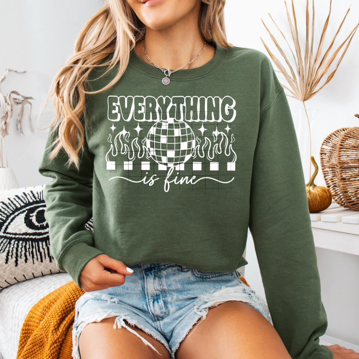 Everything is fine mirrorball WHITE (CSC) 98938 DTF transfer