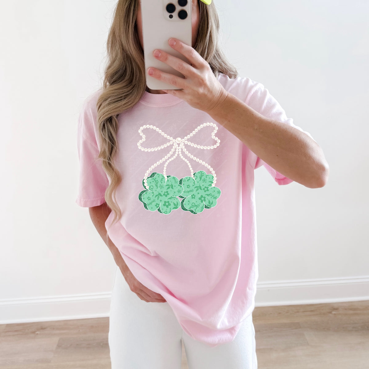 Shamrock cherries with pearl bow (all white linework) (MZ) DTF Transfer