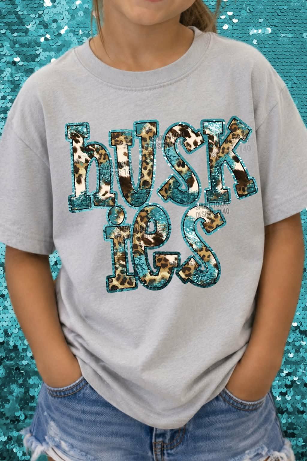 Huskies animal print blue sequin outline (STD) DTF transfer