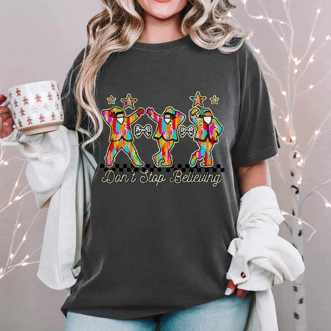 Don’t stop believing groovy Santa’s (HW) 64726 DTF transfer