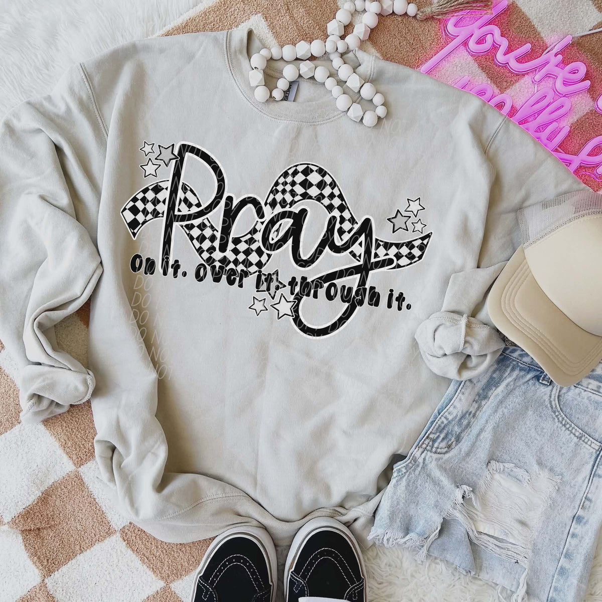 Pray on it wavy checker (city) DTF Transfer