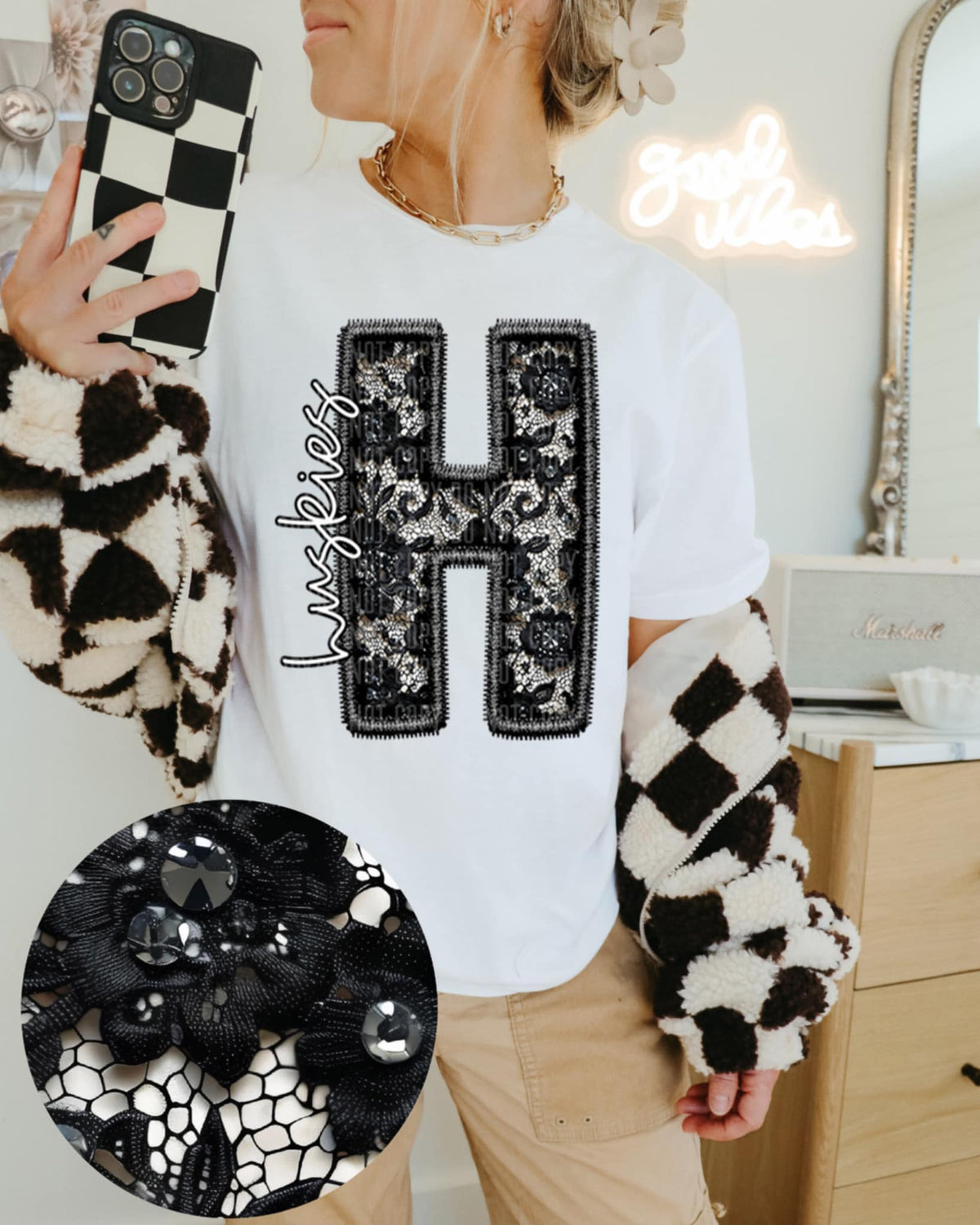 H huskies lace letter (Caplinger) 90076 DTF transfer