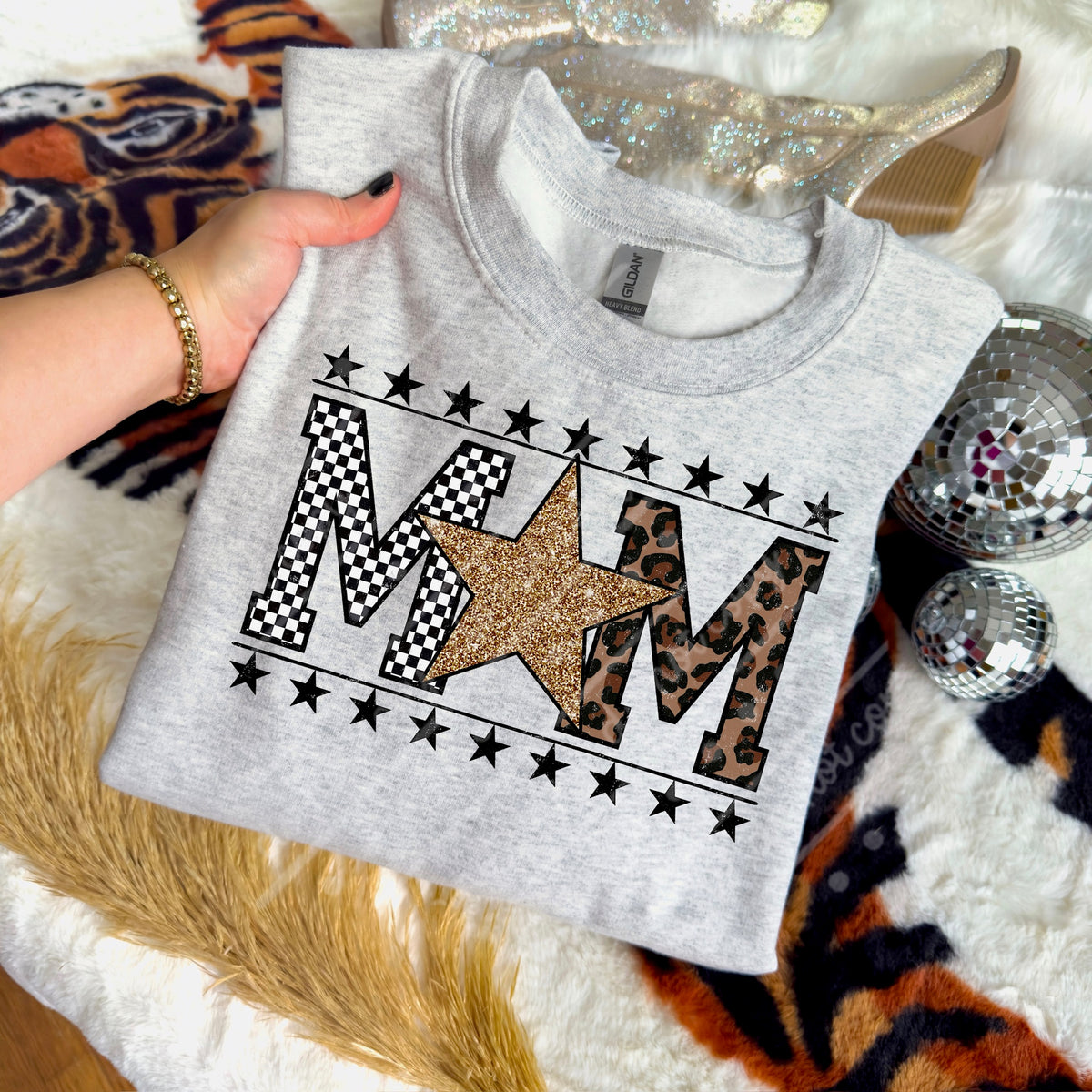 Mom gold star (scarlow) DTF Transfer