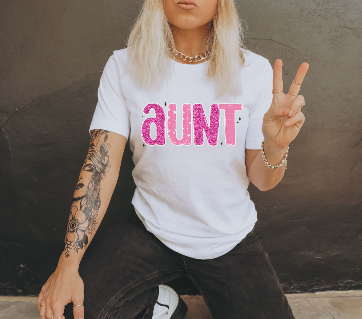 Aunt pink and glitter (LINDA) DTF transfer