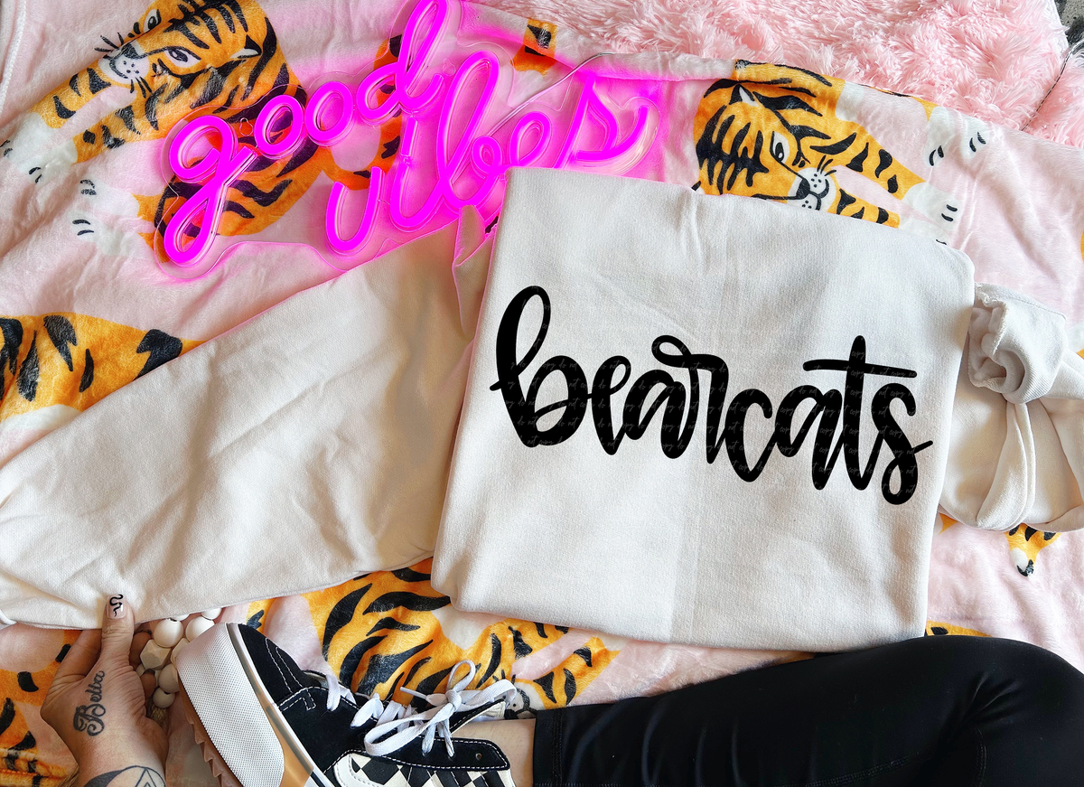 Bearcats Hand Lettered 54004 DTF transfer