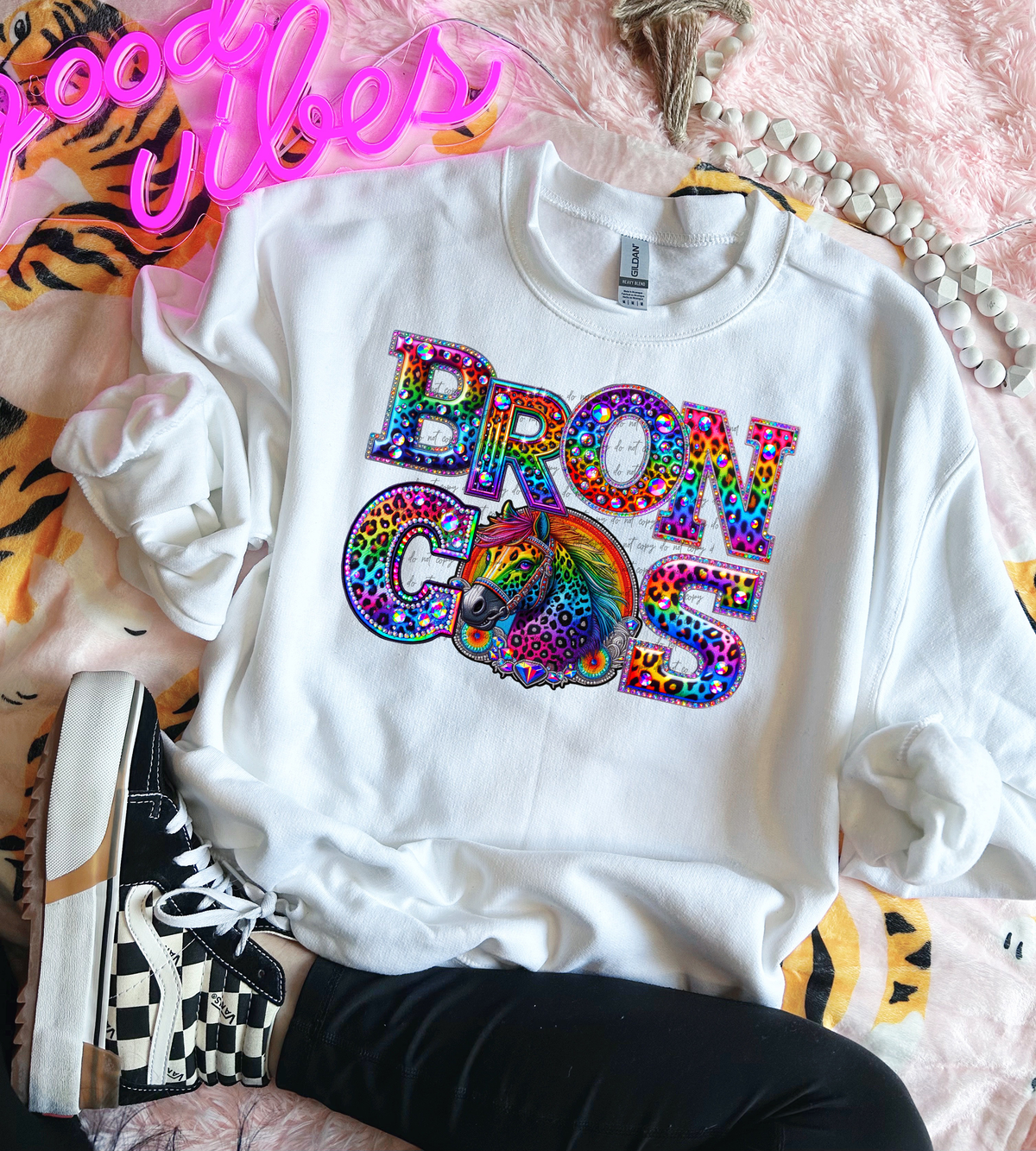 Broncos Rainbow Leopard Rhinestone 46079 DTF transfer