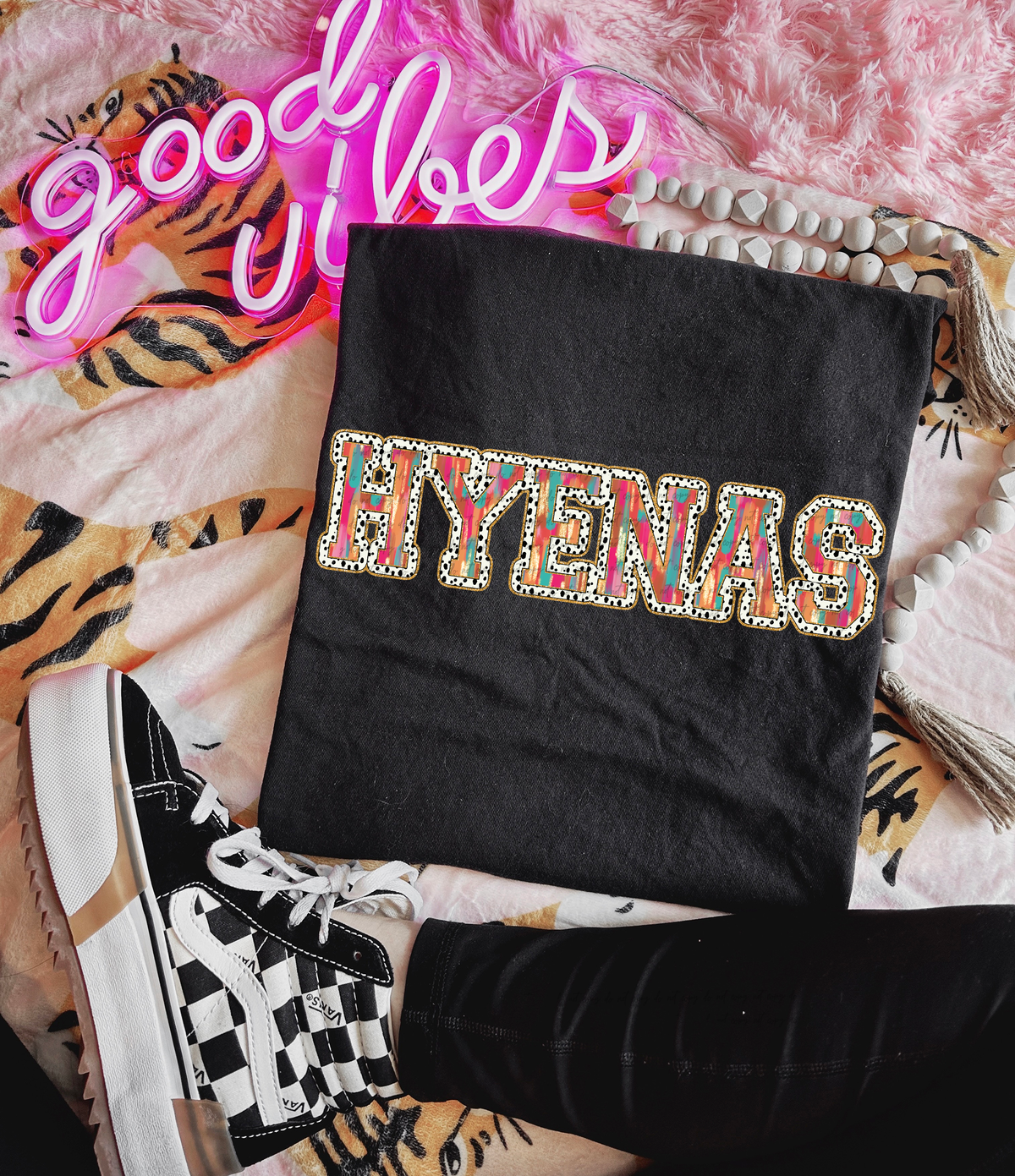 Brushstrokes Dots Hyenas 71038 DTF transfer