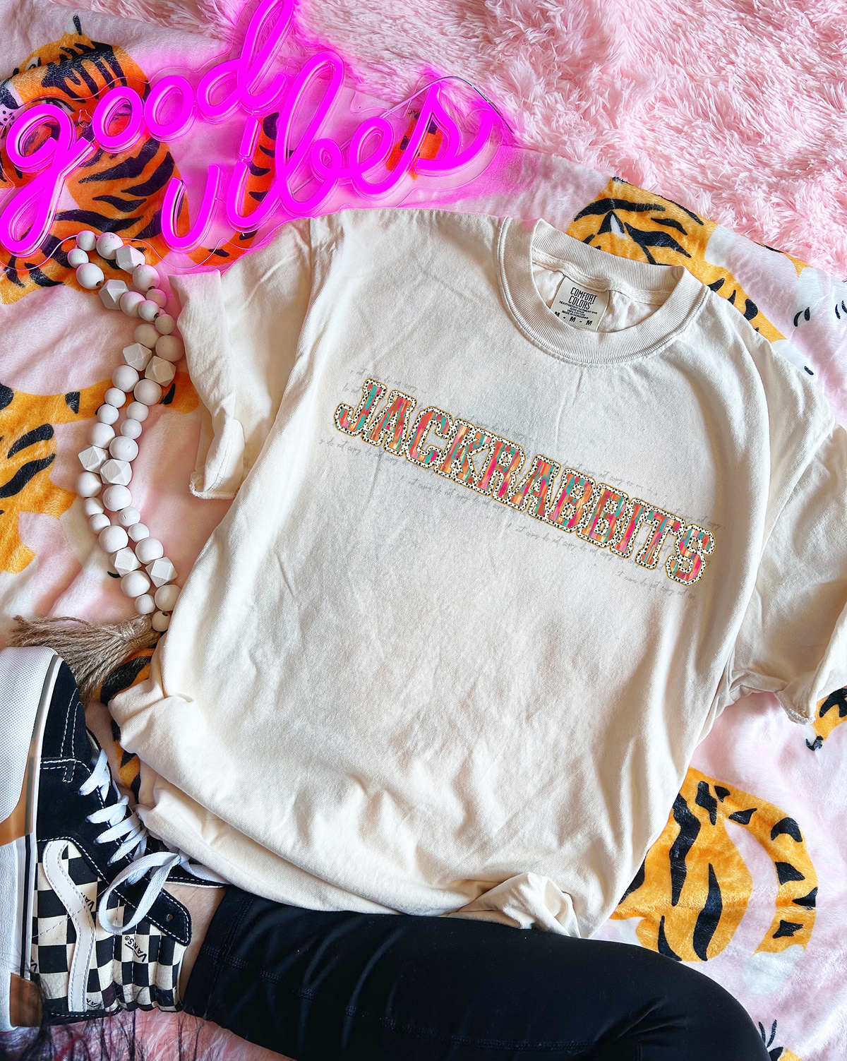 Brushstrokes Dots Jackrabbits 71054 DTF transfer