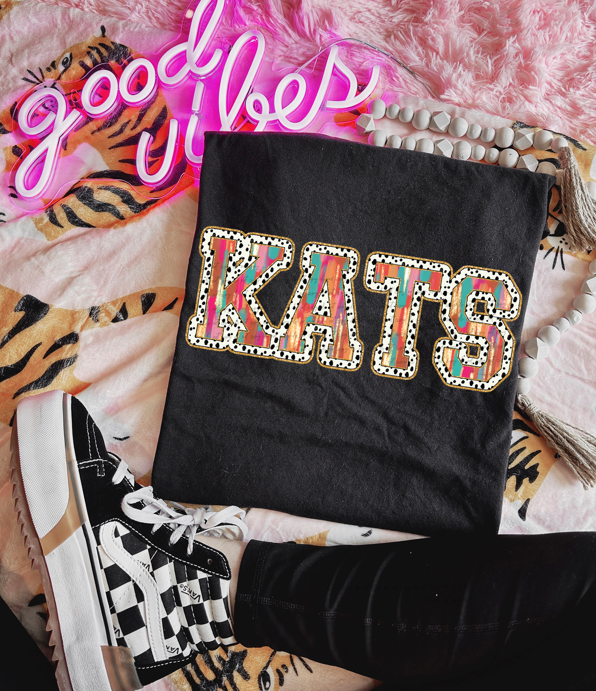Brushstrokes Dots Kats 71060 DTF transfer