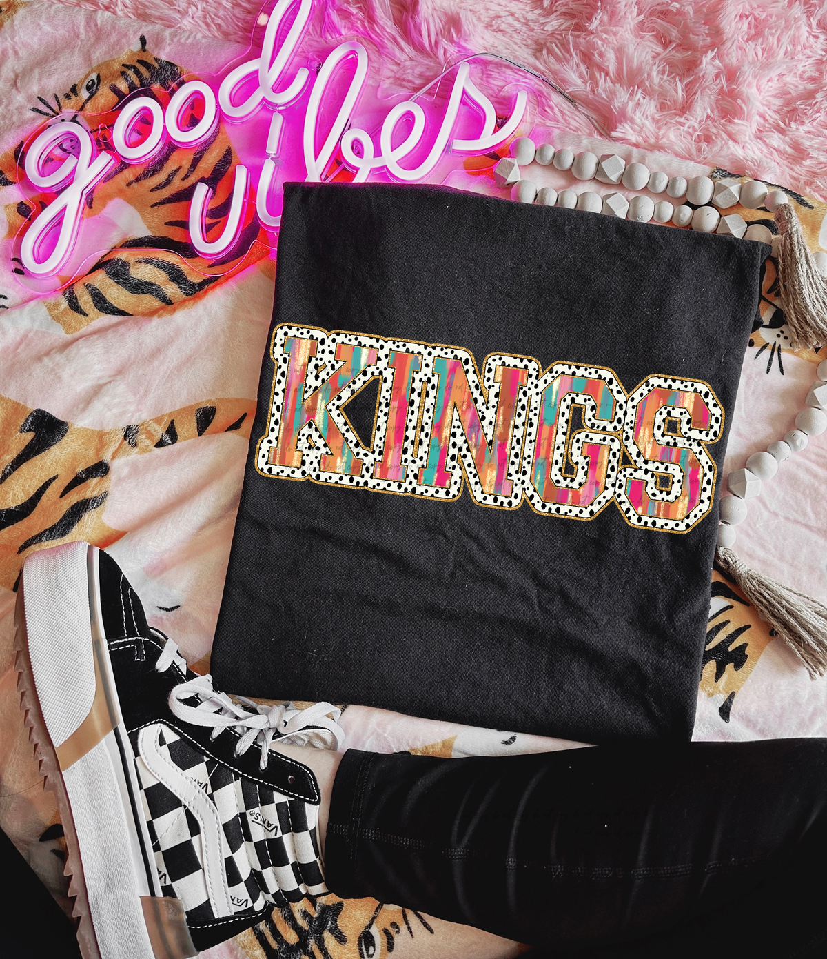 Brushstrokes Dots Kings 71064 DTF transfer