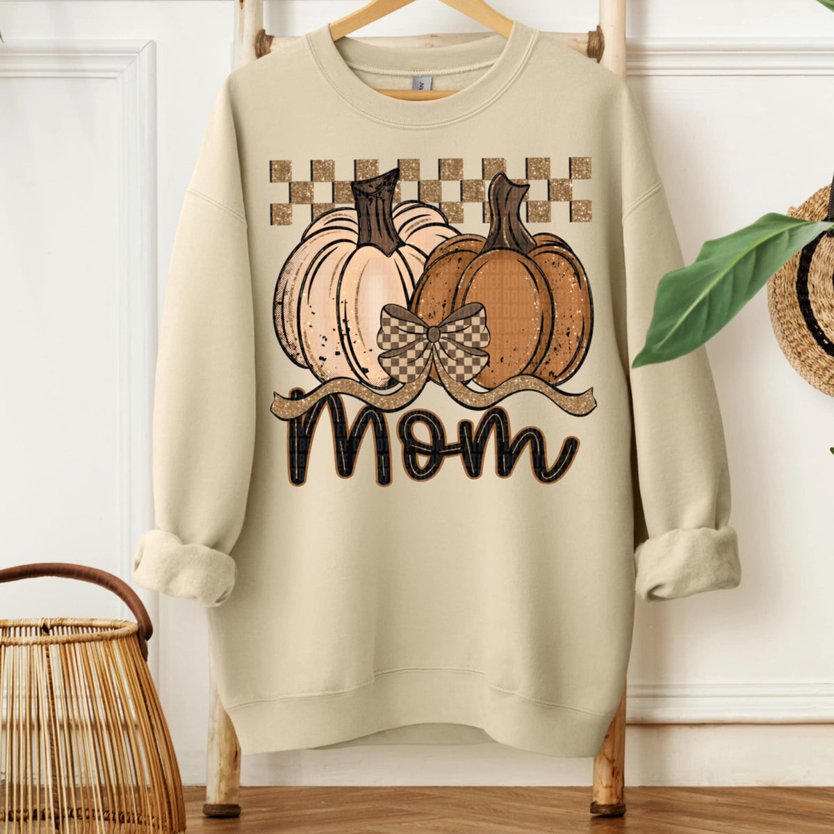 Mom 2 pumpkins and bow with checker (sdd) DTF transfer