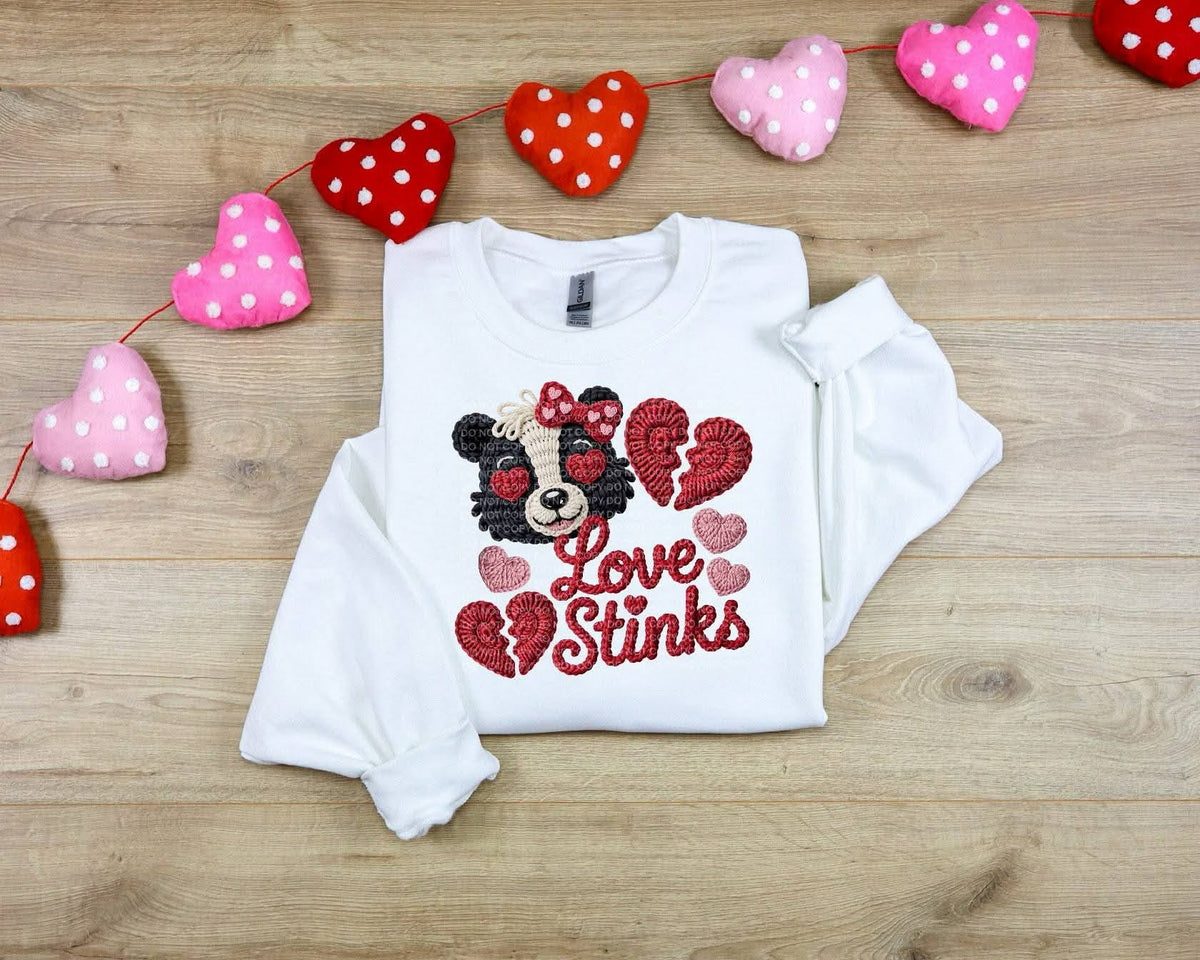 Love stinks faux yarn raccoon (SCG) DTF Transfer