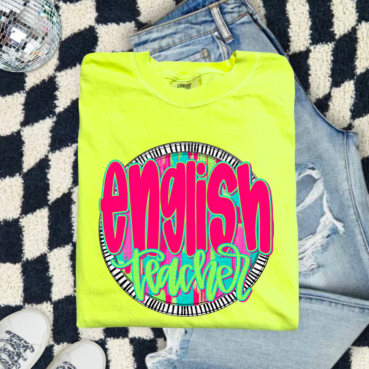 English teacher pink font circle 103882 DTF transfer