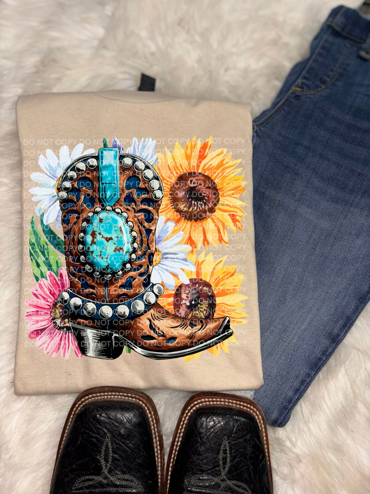 Boot and sunflowers  (scg) DTF Transfero
