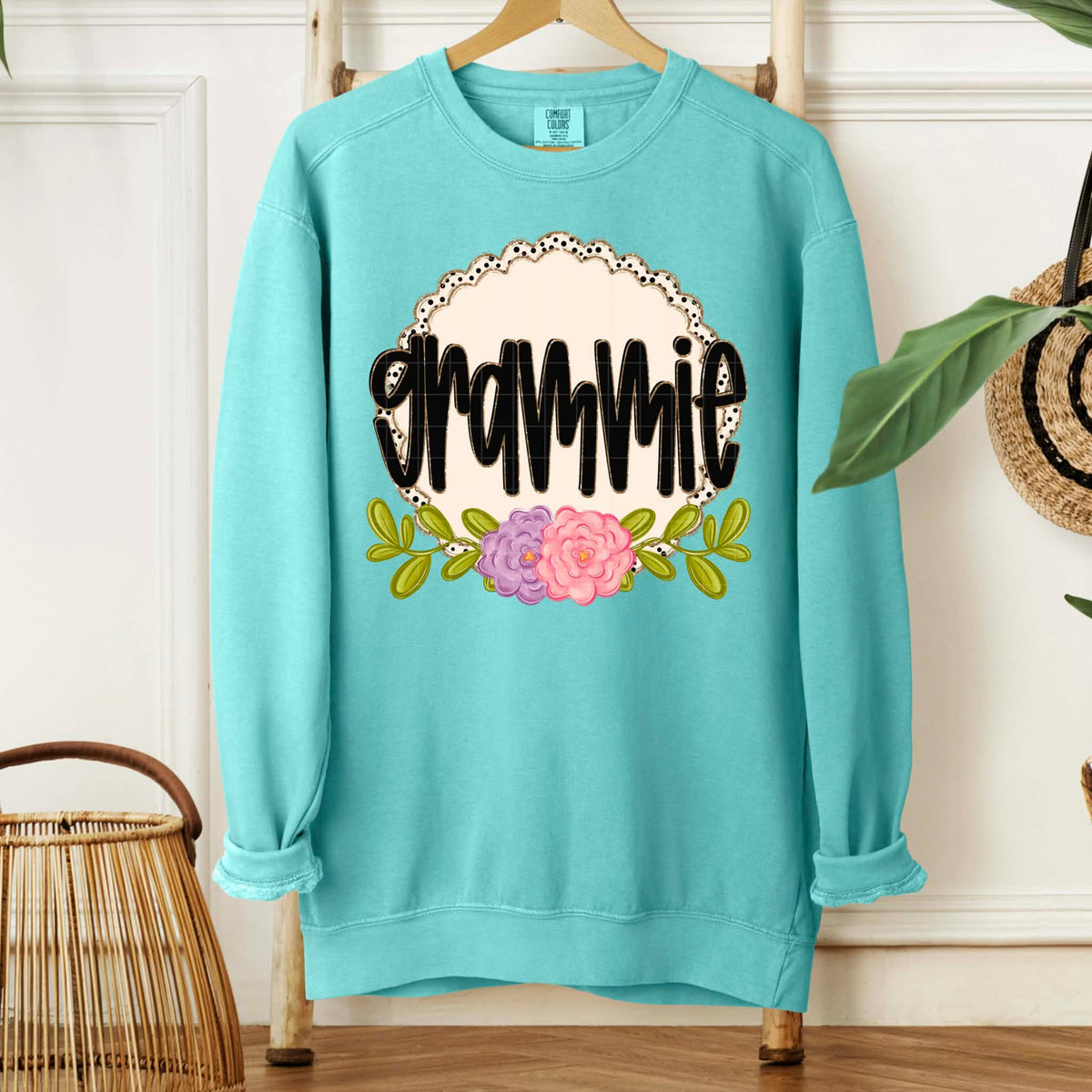 Grammie circle and flowers (SDD) DTF Transfer